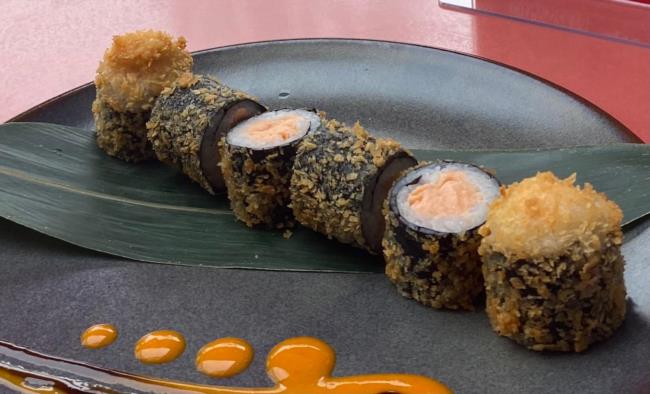 Crispy Salmon Maki